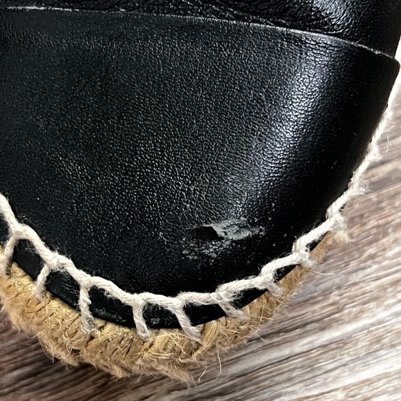 CHANEL Authentic Black Lambskin CC Espadrilles - Picture 6 of 7
